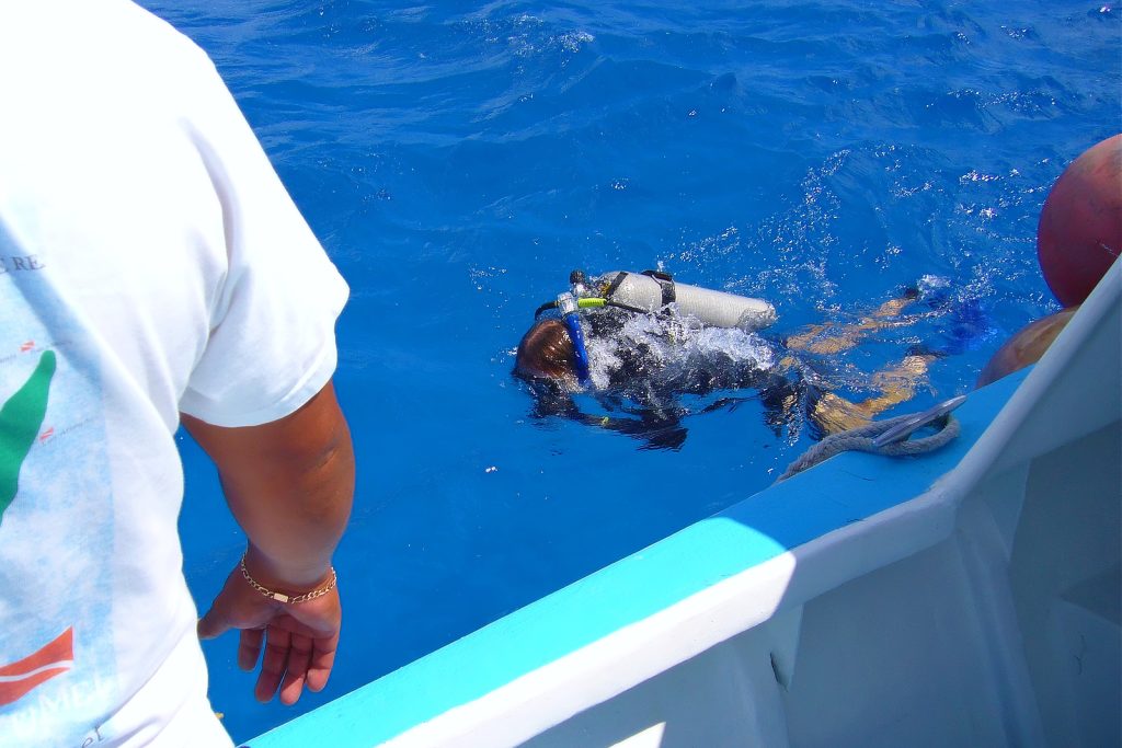 How To Dive into SCUBA By Richard Franken Aruba Local 2